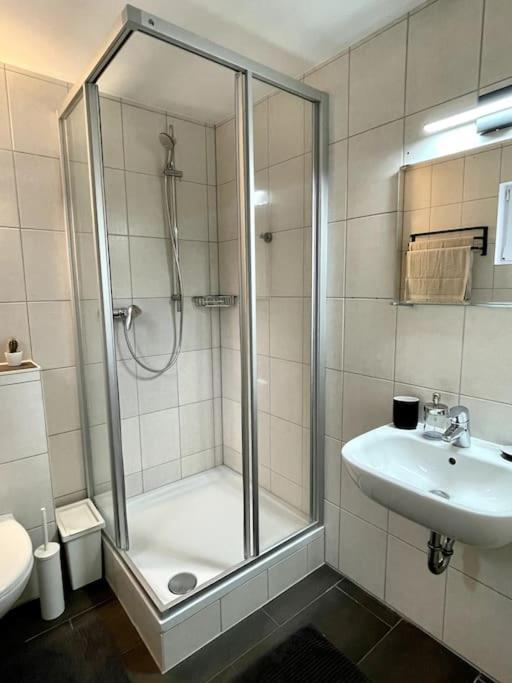 Gemuetliche Wohnung In Ruhigem Wohngebiet Aschaffenburg Exterior foto